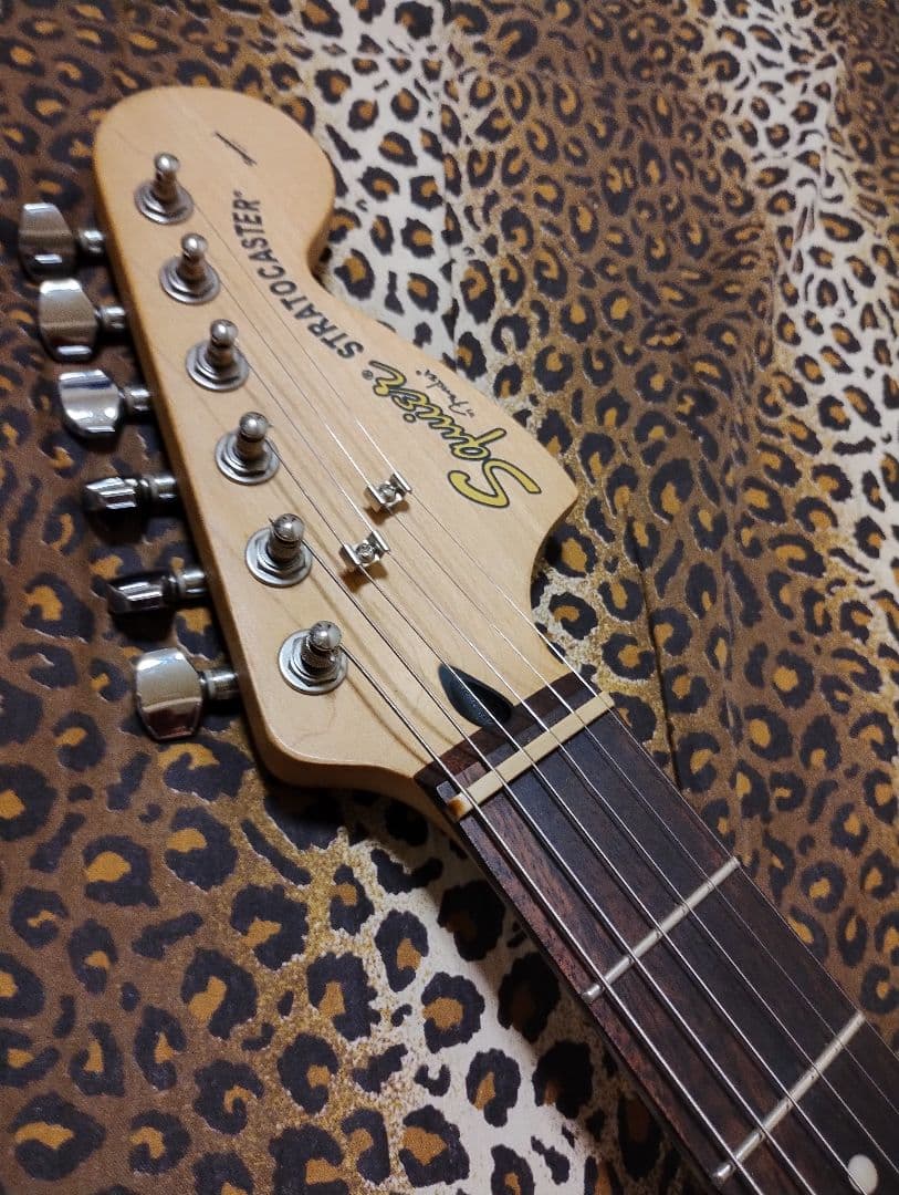 Squier by Fenderカスタムストラト/虎目ボディ＆ラージヘッド/美品
