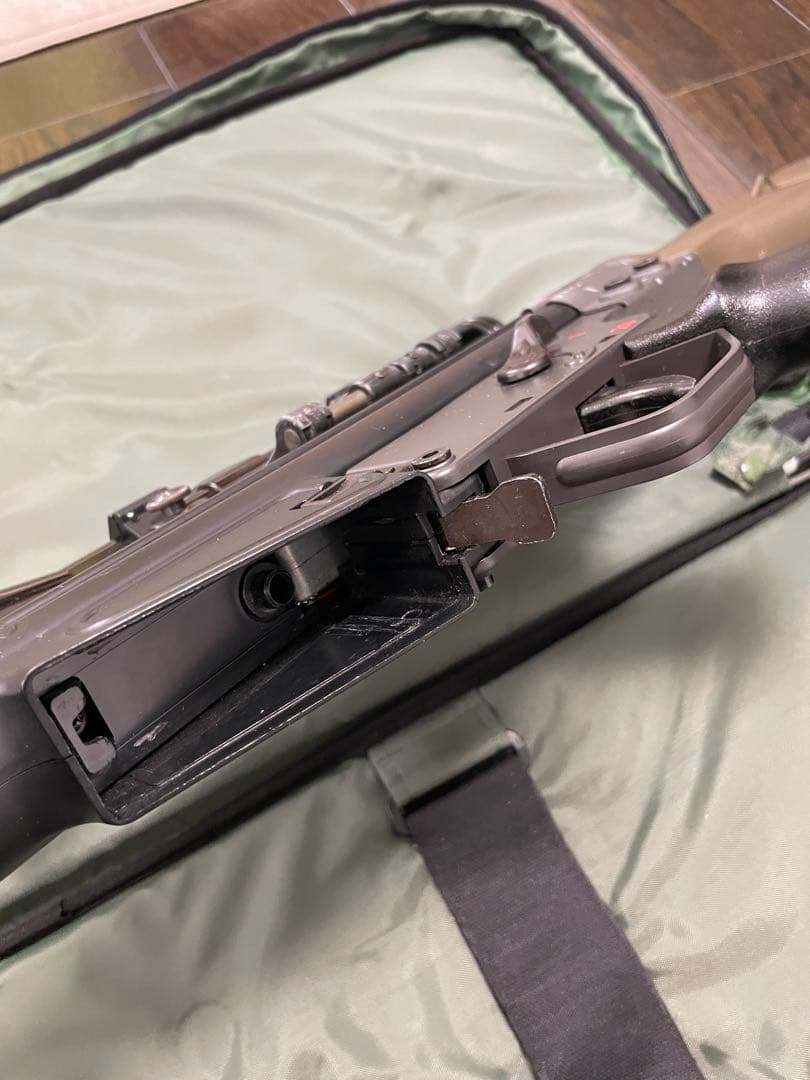 東京マルイ電動ガン MC51 スコープ付＋ガンケース