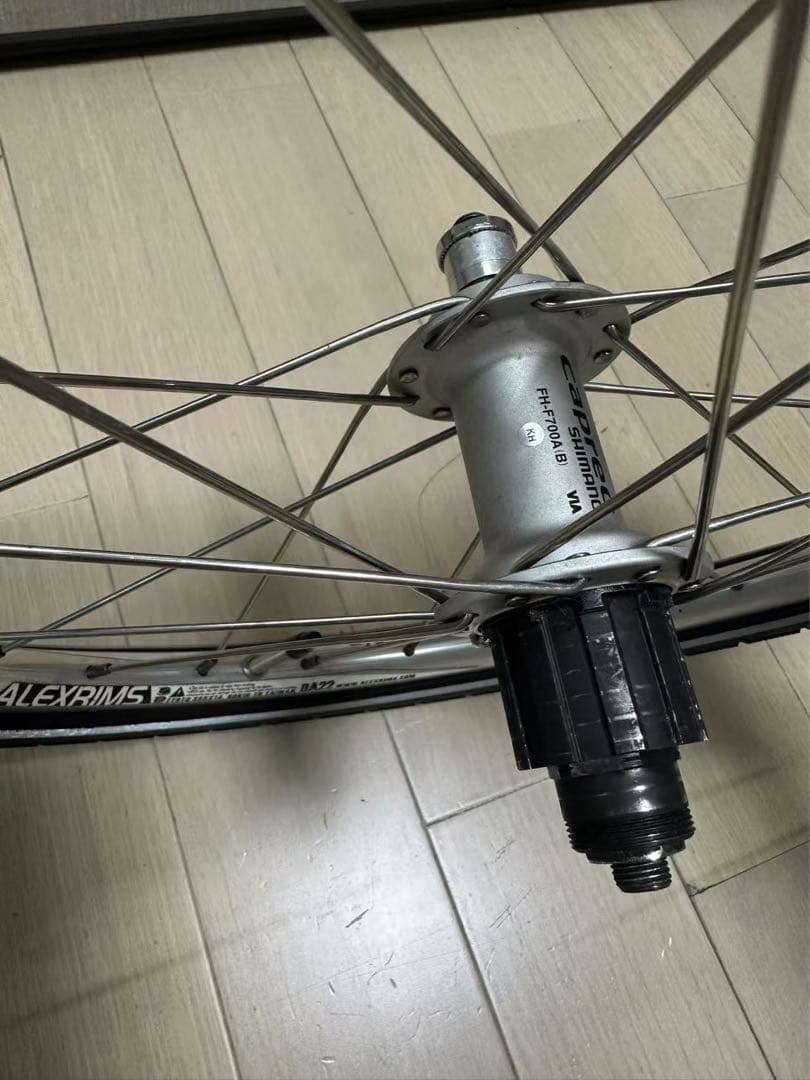 BIRDY リアホイール　SHIMANO CAPREO FH F700A ハブ