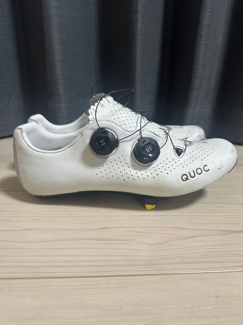 QUOC monoⅡ EU43サイズ