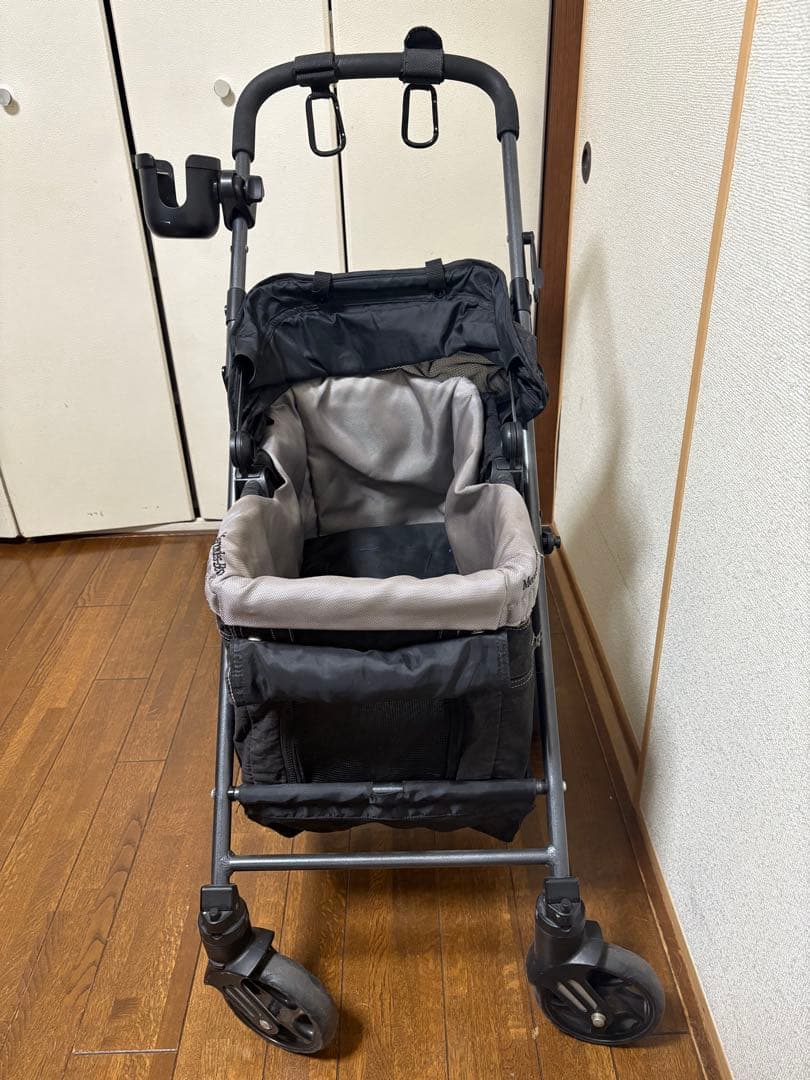 メルセデスベンツ　ペットカート