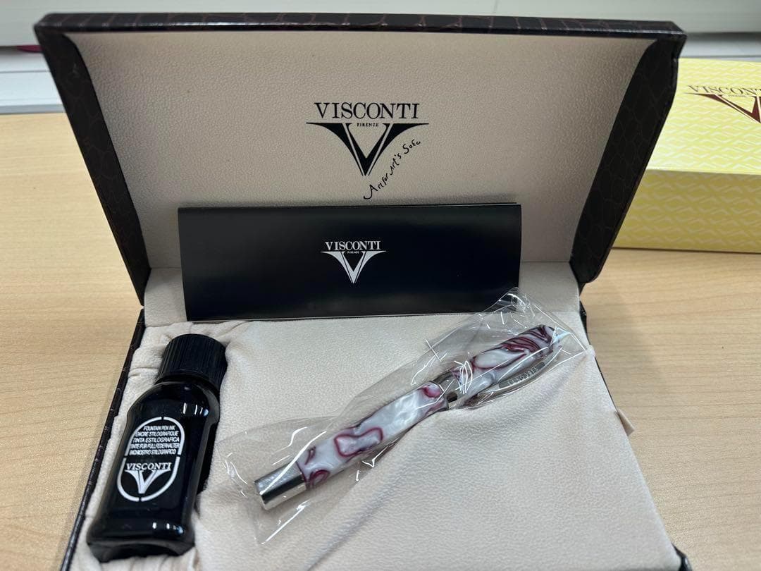 VISCONTI 万年筆 オペラチェリージュース　A2-1