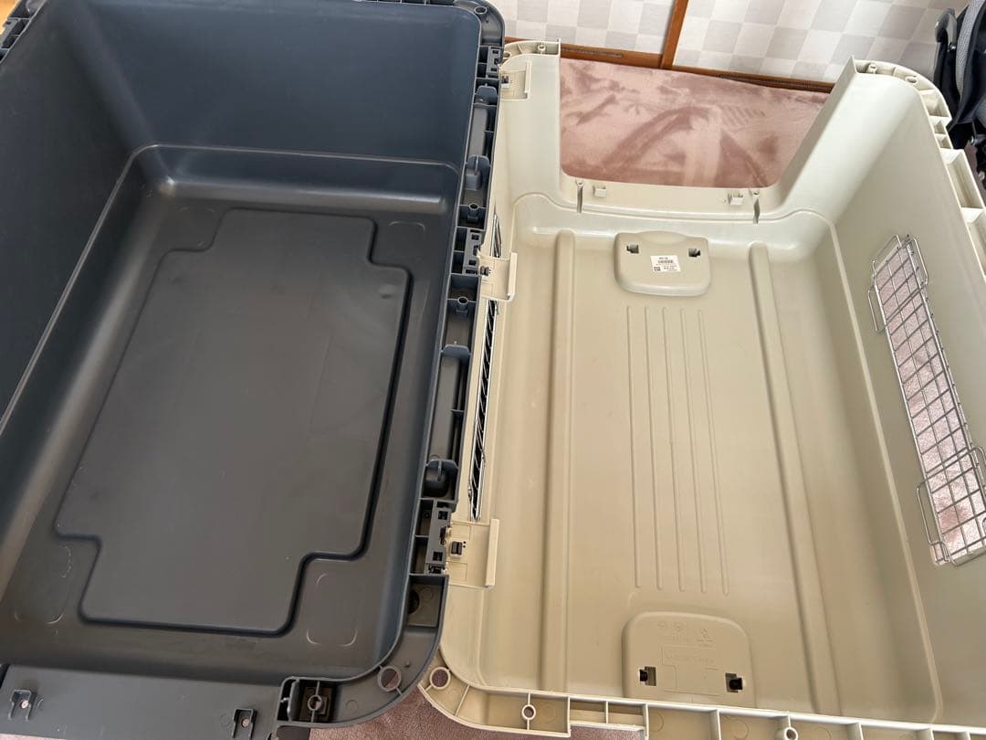 中型犬用キャスター付きケージ グレーとホワイト