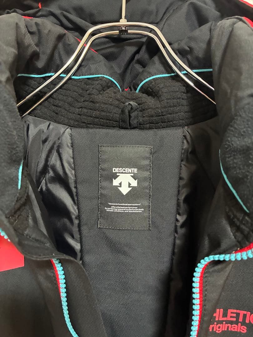 美品 MOVE SPORT スキーウェア M 赤 DESCENTE デサント