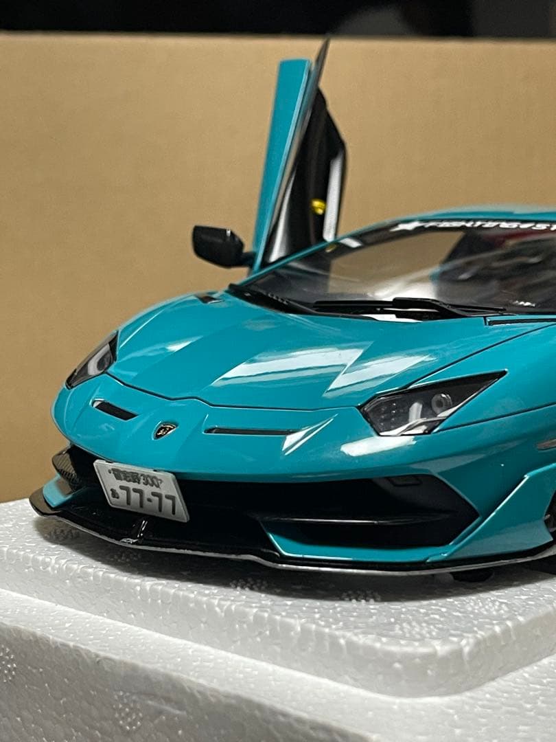 Autoart Lamborghini Aventador SVJ 水色