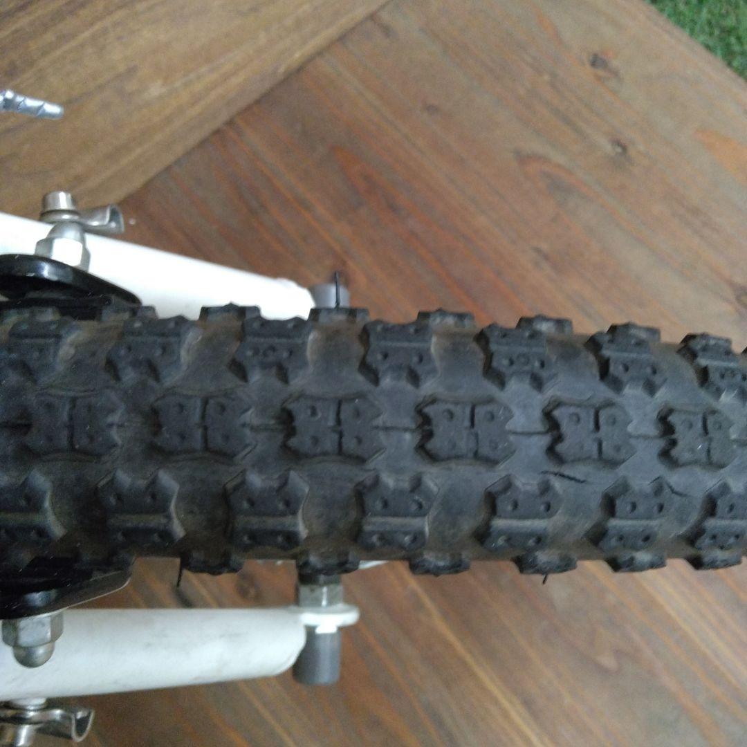 KhodaaBloom asson 16インチ ホワイト