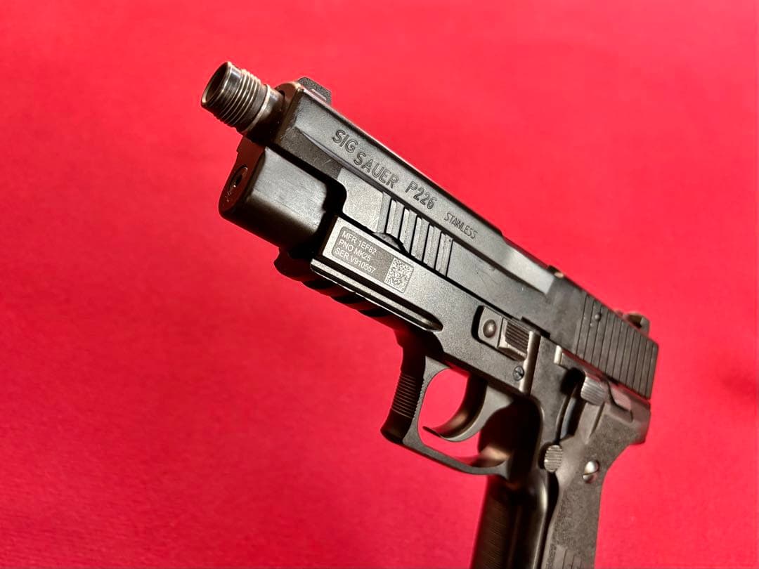 少数限定品SIG SAUER P226R Z-COMP
