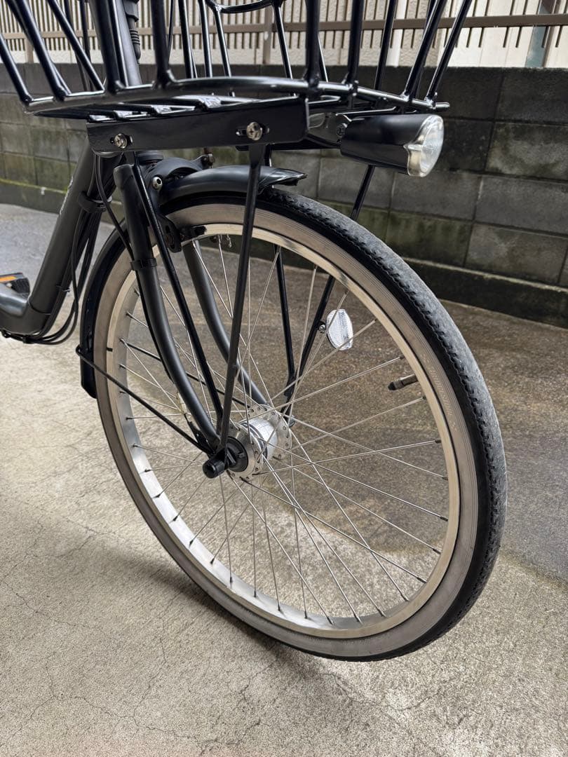 ギュット電動アシスト自転車　チャイルドシート、バッテリー、充電器付属