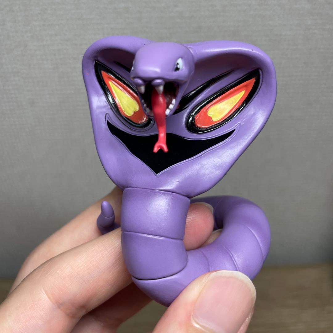 ベトベトン　ベトベター　アーボック　ケーシィ　パラス　フィギュア　ポケモン