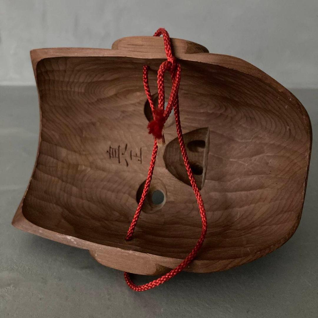 天狗　木彫一刀彫り　お面　天然木　壁掛　魔除　開運