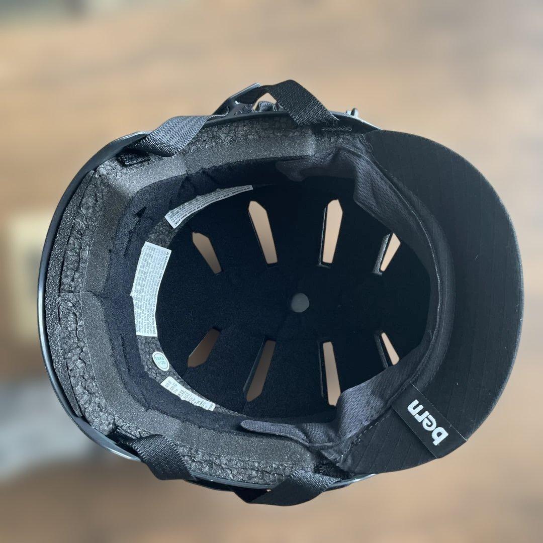 bern バーン　ヘルメット