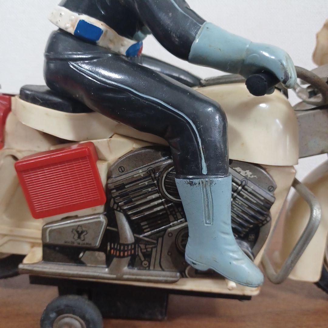 当時物　ヨネザワ製　銀マスク「仮面ライダー＆サイクロン号」フリクション走行玩具