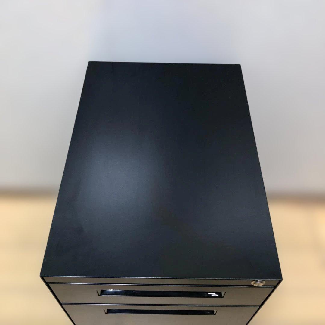 送料無料 【美品】NAIKI 鍵付きスチールワゴン 3段 　250720-5