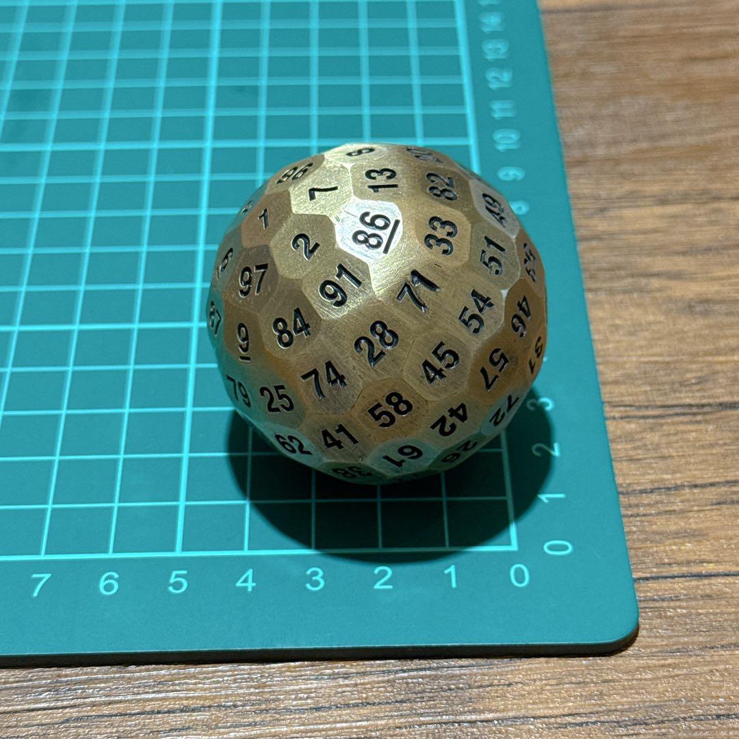 ❣️ 100面メタルダイス ロールプレイングサイコロ 1.97インチ 金色