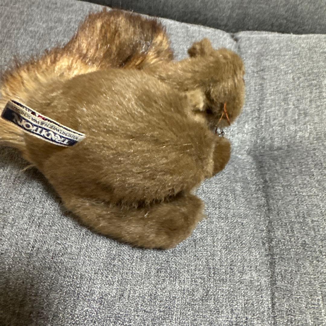 希少　TRADITION sigikid りす　ぬいぐるみ　リス　動物