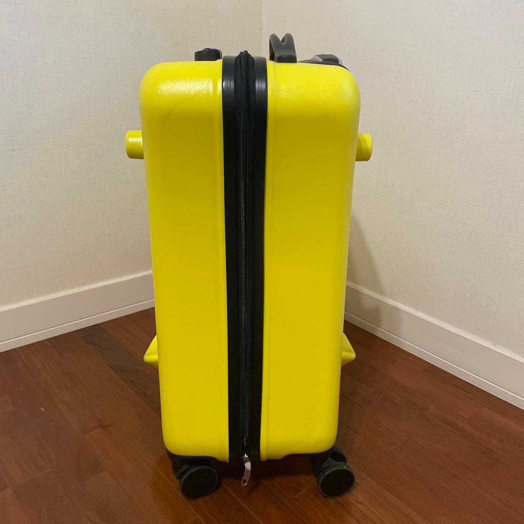 【美品】子どもが乗れるキッズキャリーケースNORICCOレモンイエロー　つやなし