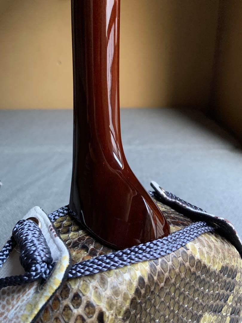 沖縄三線　知念大工型　ゆし木実　スンチー塗り