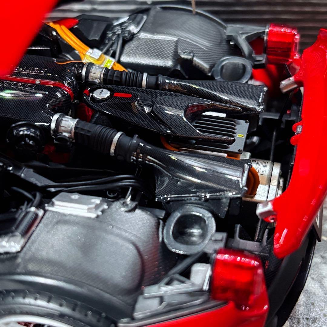 1/18 BBR フェラーリ ラ フェラーリ ロッソコルサ 322