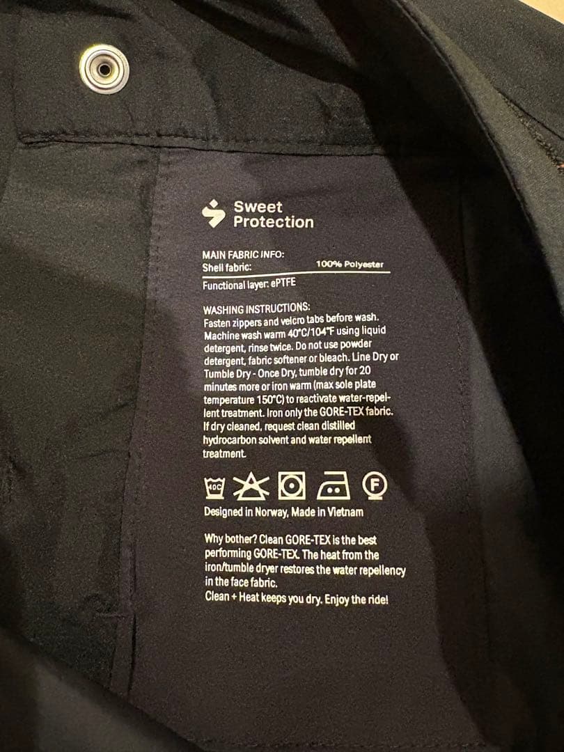 Sweet Protection 上オリーブグリーン 下ブラック サイズS