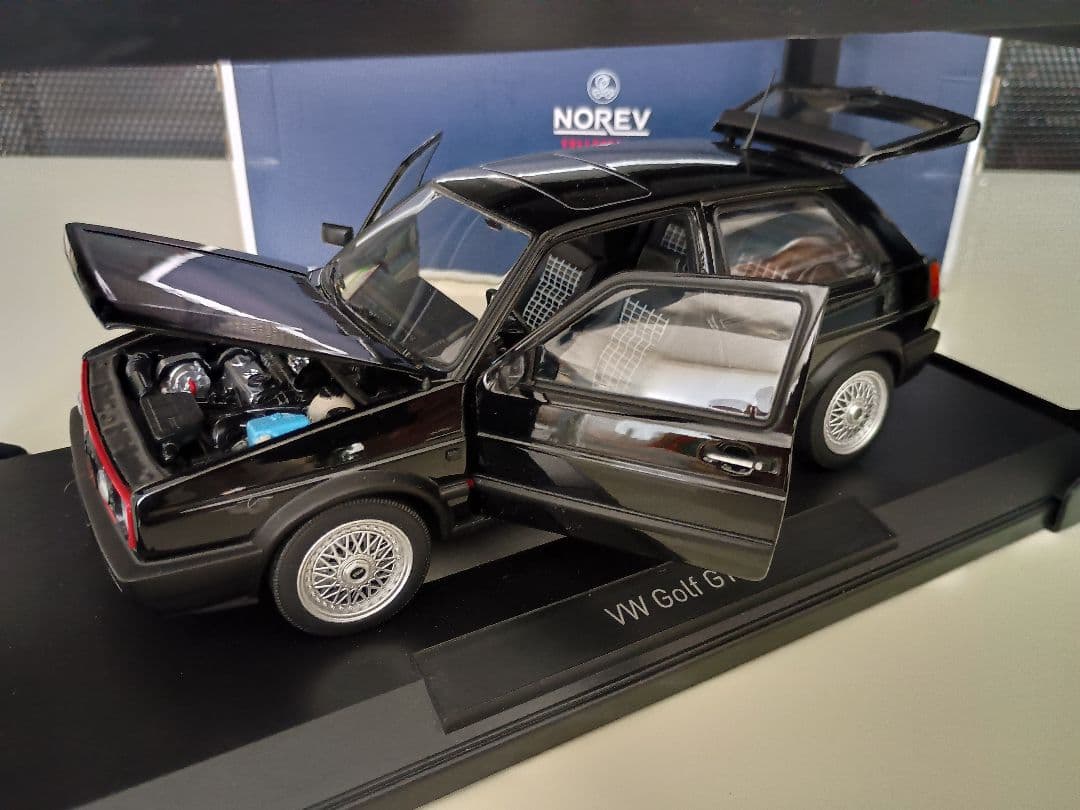 ノレブ VW GOLF フォルクス ワーゲン ゴルフ 2 GTI 1/18