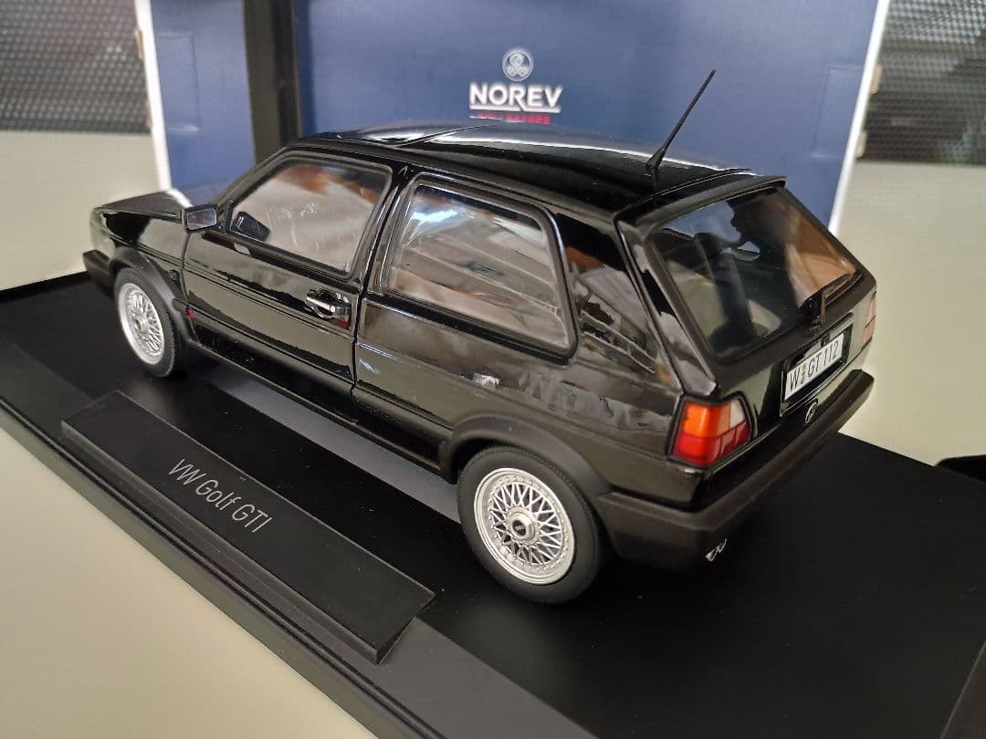ノレブ VW GOLF フォルクス ワーゲン ゴルフ 2 GTI 1/18