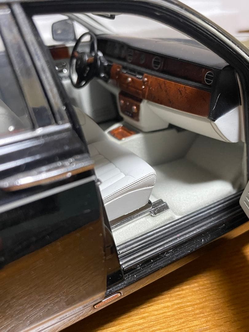 京商製　1/18 ミニカー　ロールスロイスファントム