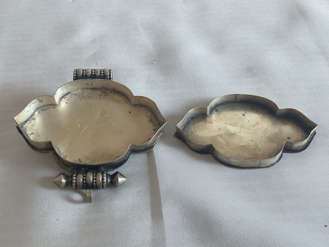 古いアフガニスタンSV伝統工芸「花のペンダントヘッド/経典入」②