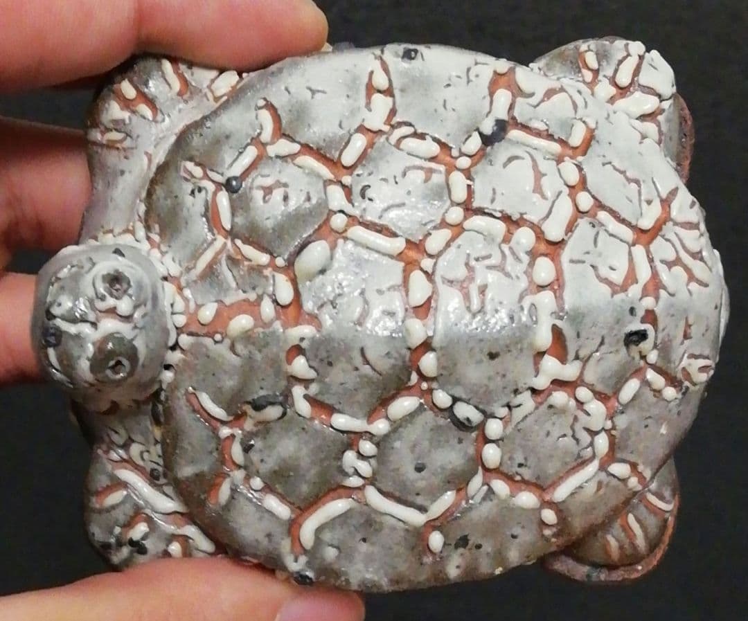 中川自然坊作　唐津焼　亀　香合　共箱　共布　略歴付　茶道具