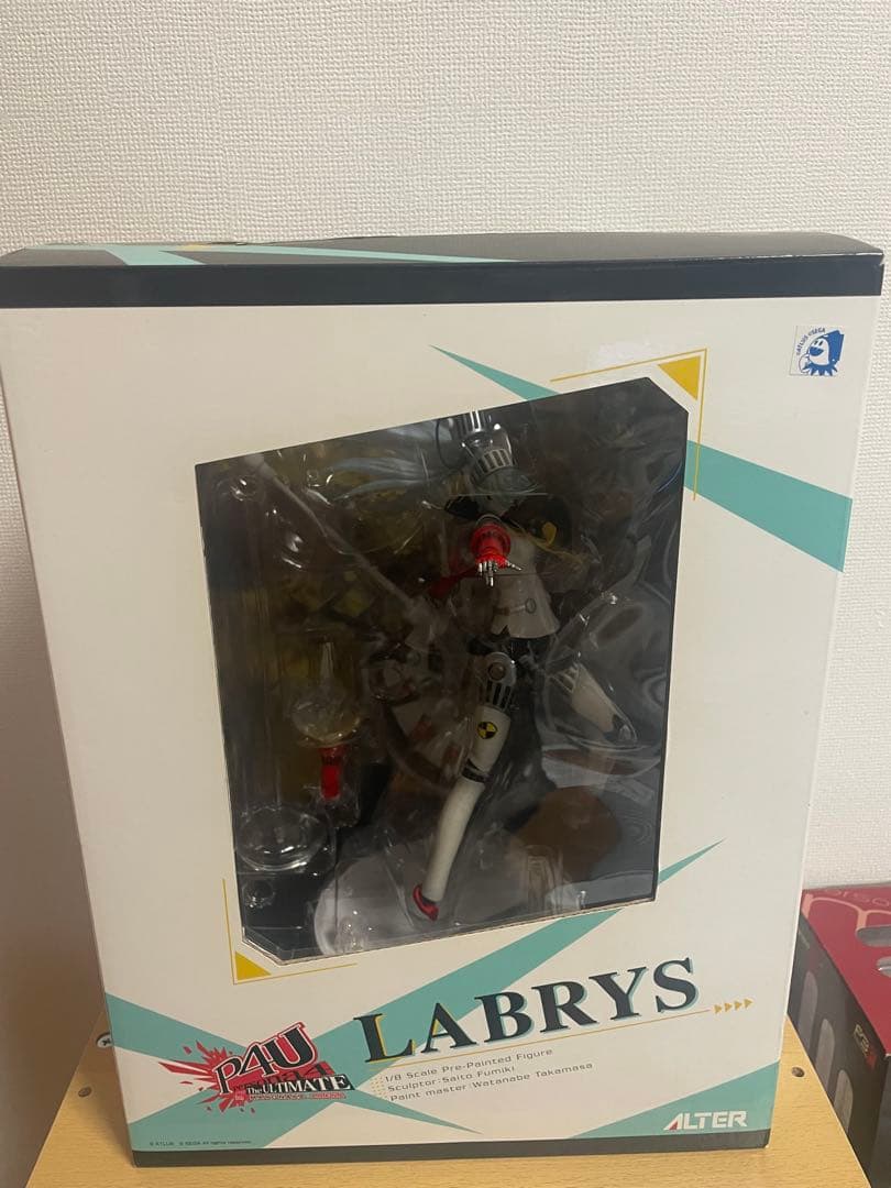 ペルソナ4 ラビリス 1/8フィギュア
