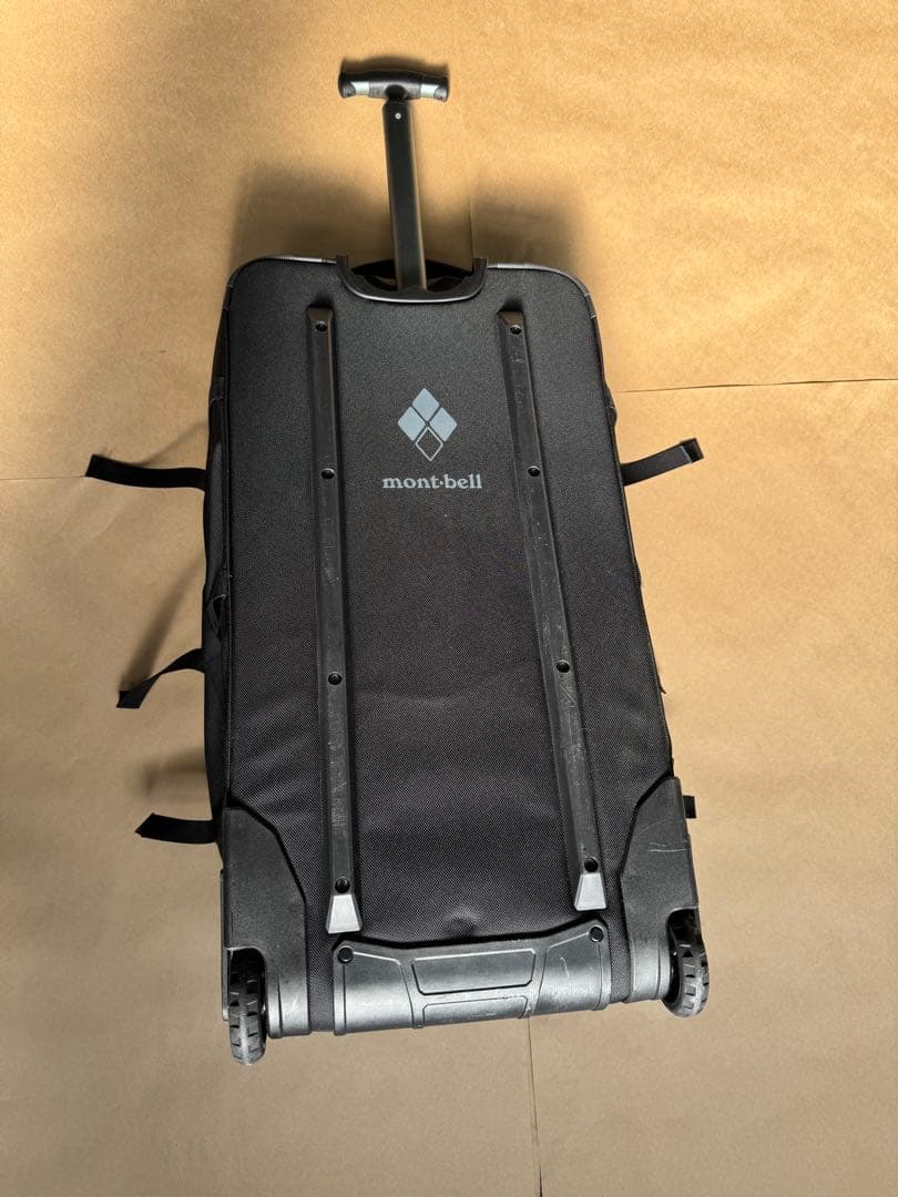 モンベル　ウィーリーダッフル80