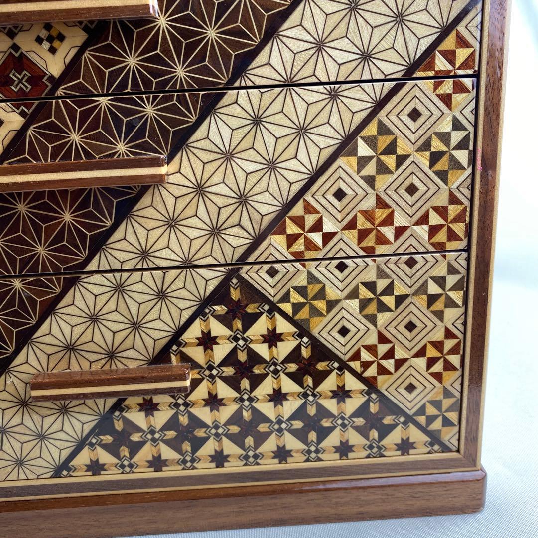 箱根細工・寄木細工　三段小引き出し