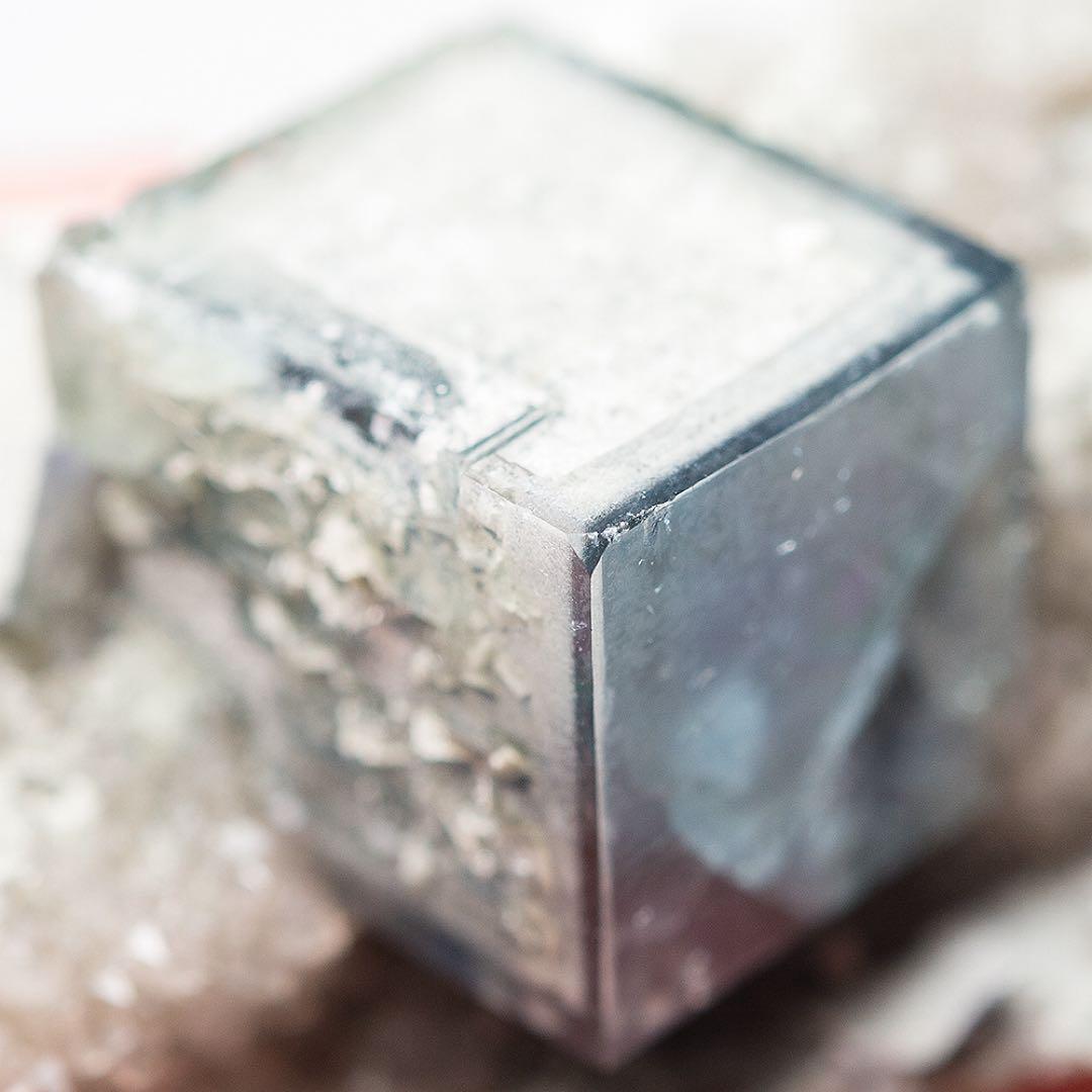 中国 湖南省 フローライト 天然石 原石 鉱物標本 鉱石 蛍石 1734