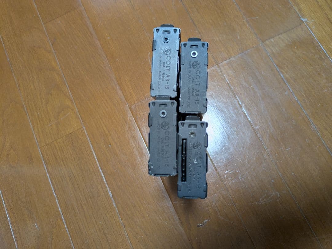 東京マルイ次世代電動ガン SOPMOD M4 バッテリー、マガジン4本付き