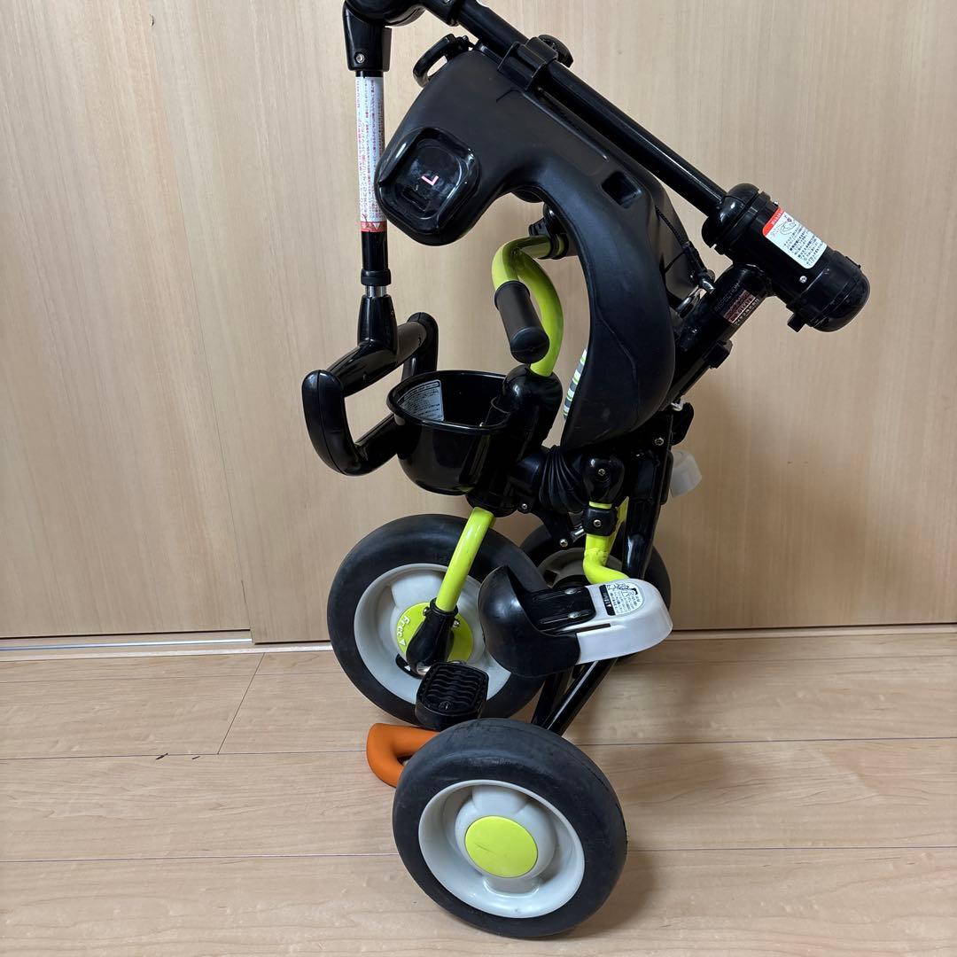 中古】 TOWN 三輪車 ブラック・グリーン　ides compo