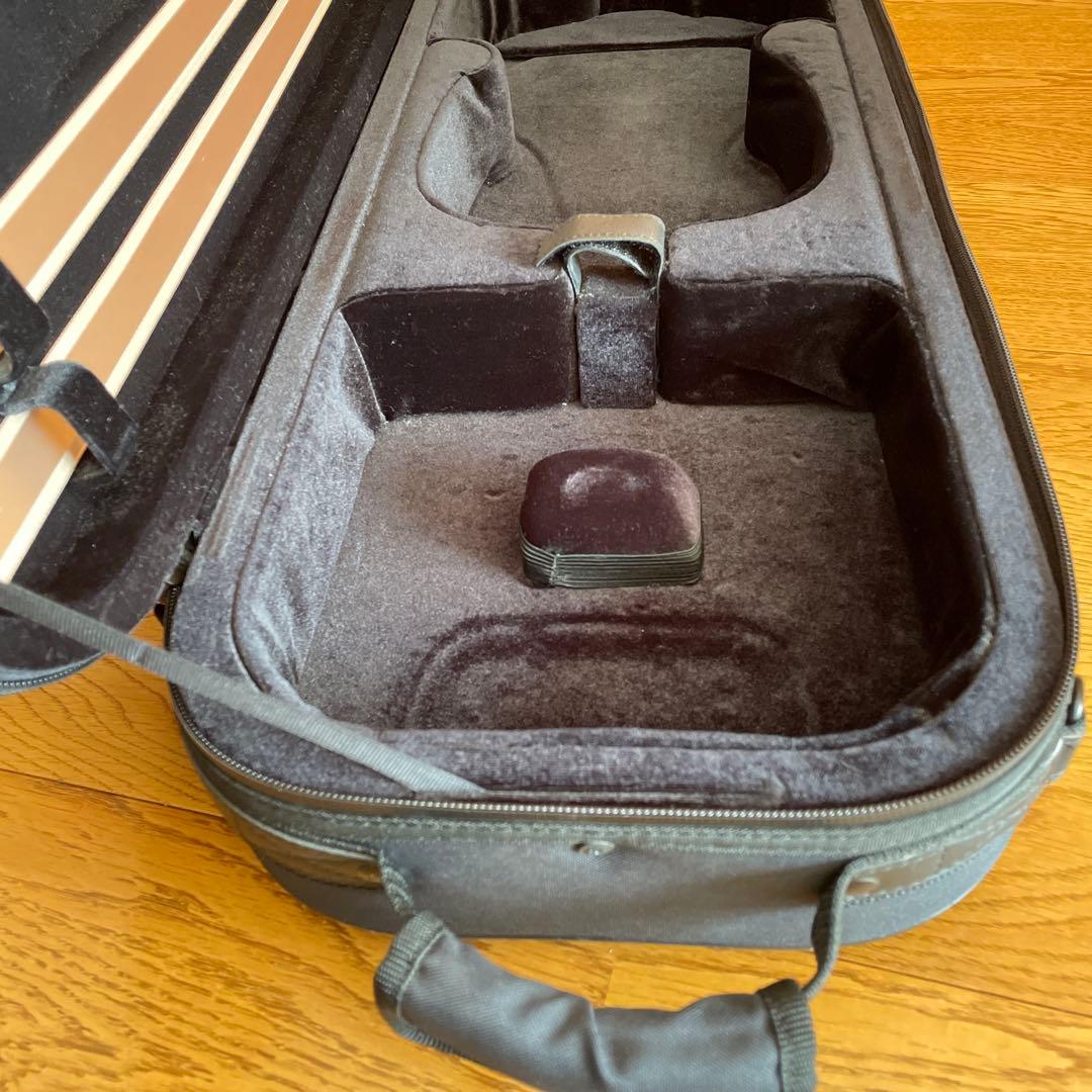 4/4ヴァイオリンケース　黒　スーパーライト