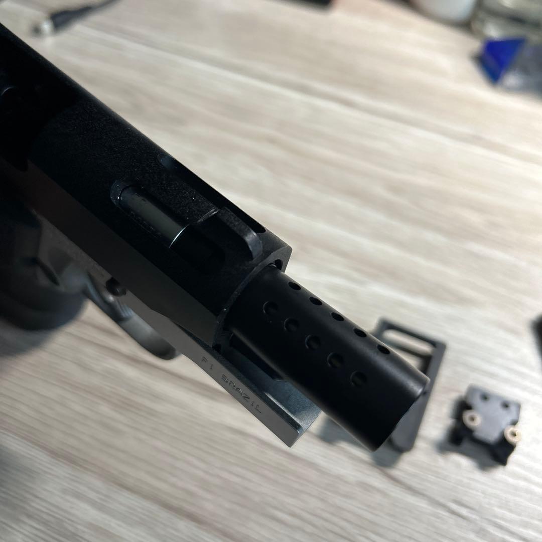 東京マルイ V10 ウルトラコンパクト