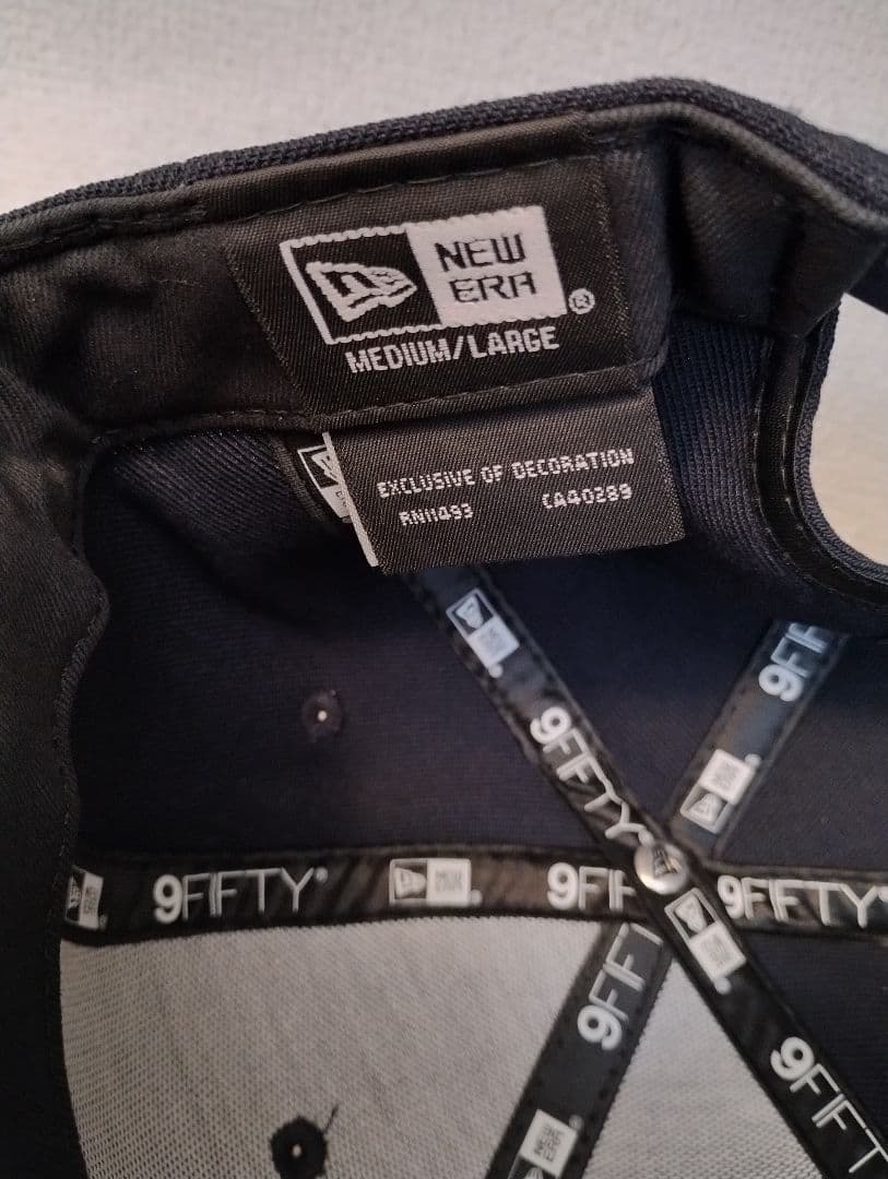 アイリーフィッシングクラブ　NEW ERA キャップ　ネイビー