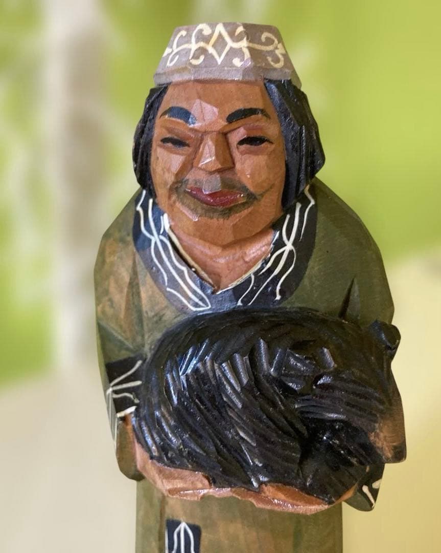 木彫り 農民美術 木端人形 アイヌ 夫婦 小熊 鮭　2体セット