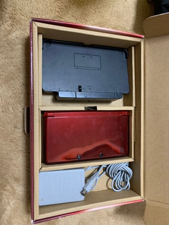 ニンテンドー3DS フレアレッド    星のカービィ