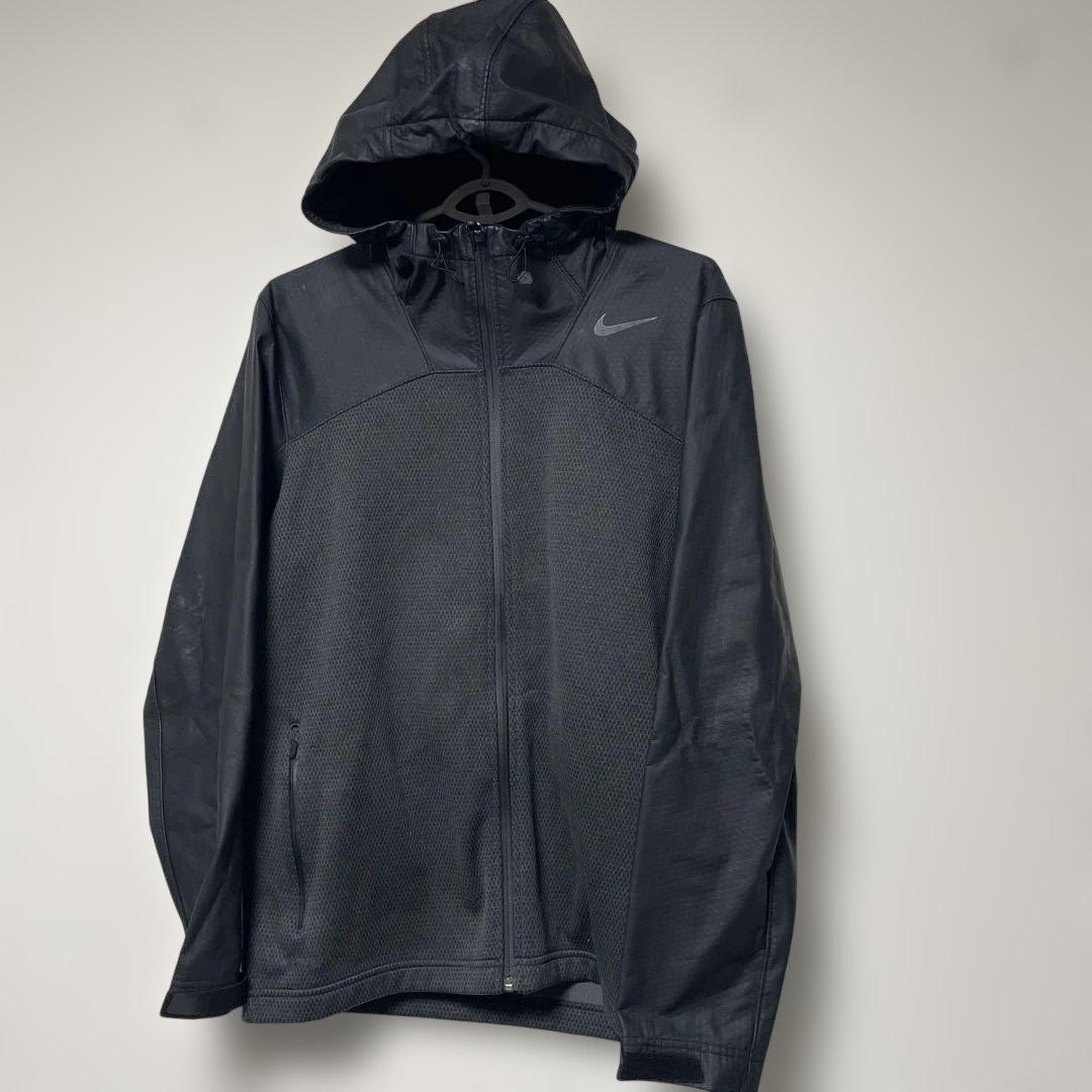 バラ不可　Nike フード付きジャケット ブラック　セットアップ