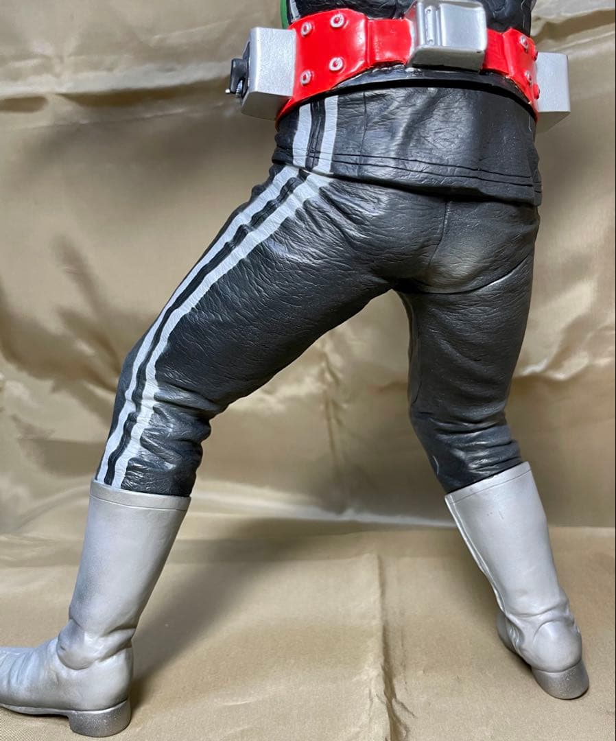 仮面ライダー新1号改造リペイント完成品(検索 海洋堂 メディコム 1/1マスク)