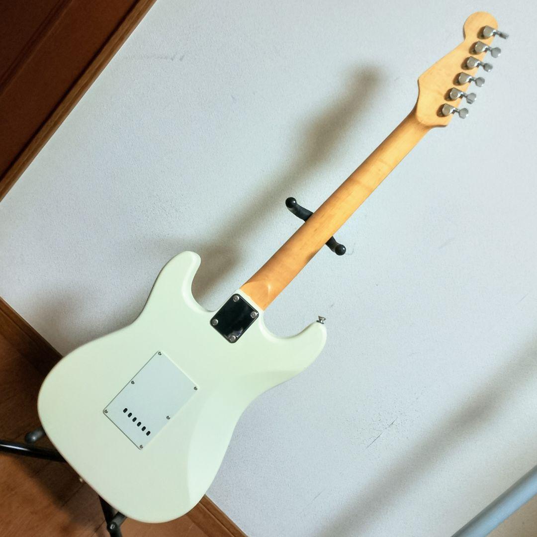 SELDER　ストラトキャスタータイプ　エレキギター