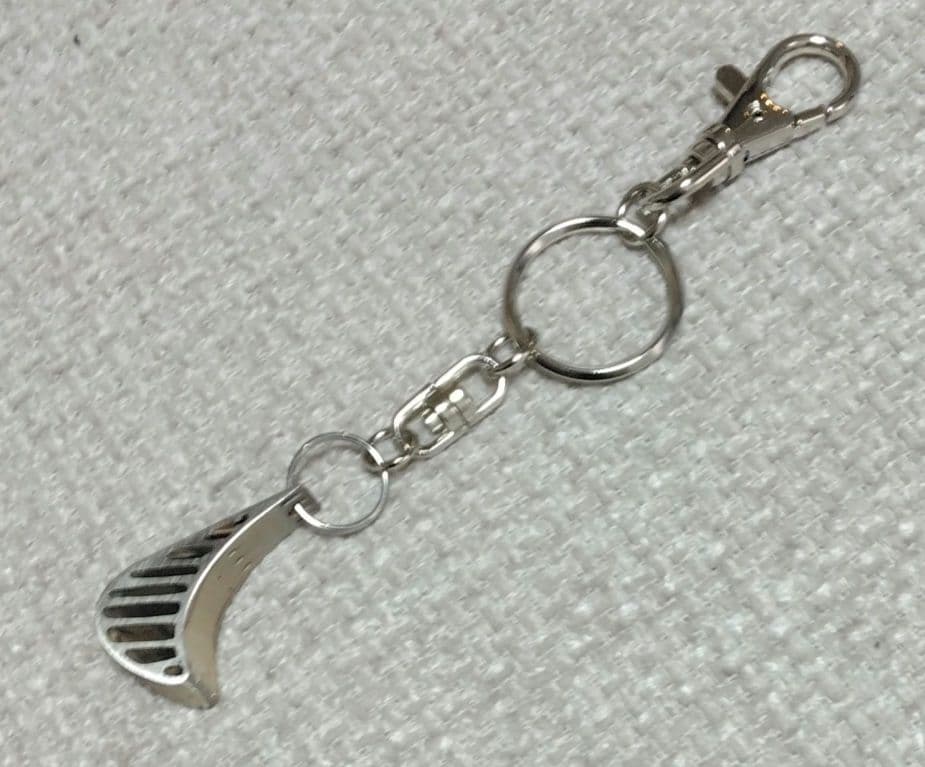 エンジンブレード　キーホルダー　ANA B737 航空機　飛行機