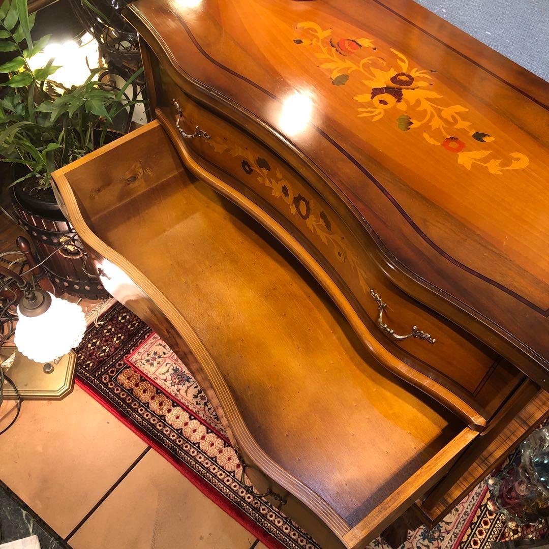 最終価格　イタリアン アンティークPT 象嵌　猫脚　３段DRキャビネット