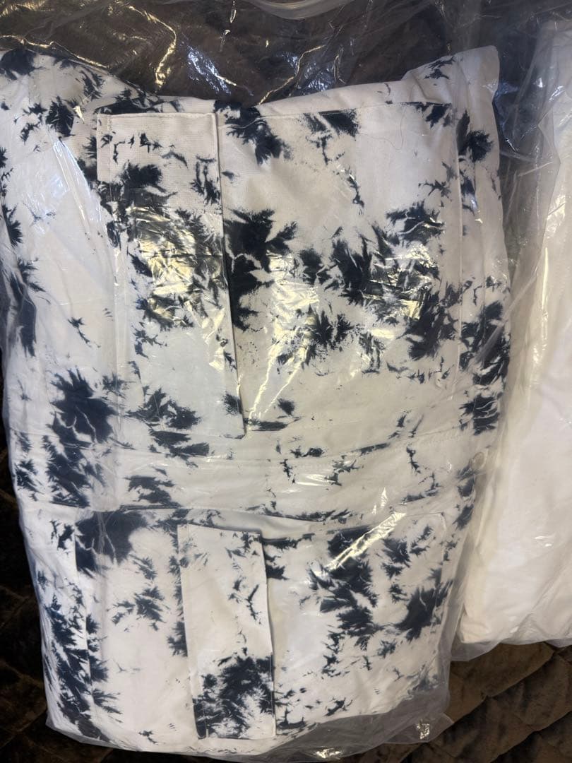 新品未使用　ボード•スキーウェア上下セット　Lサイズ　ユニセックス