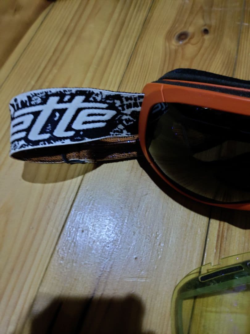 希少 arnet 海外コラボゴーグル ケース付