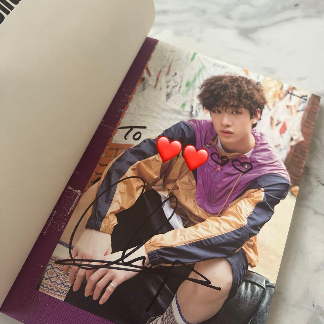 Stray Kids スキズ　サイン入り CD アルバム　I am WHO