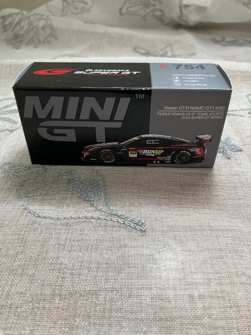MINI GT Nissan GT-R Nismo GT3 1/64 日産✨
