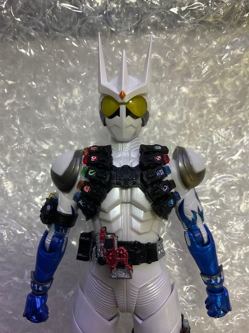 【ジャンク扱い】S.H.Figuarts 真骨彫製法 仮面ライダーエターナル