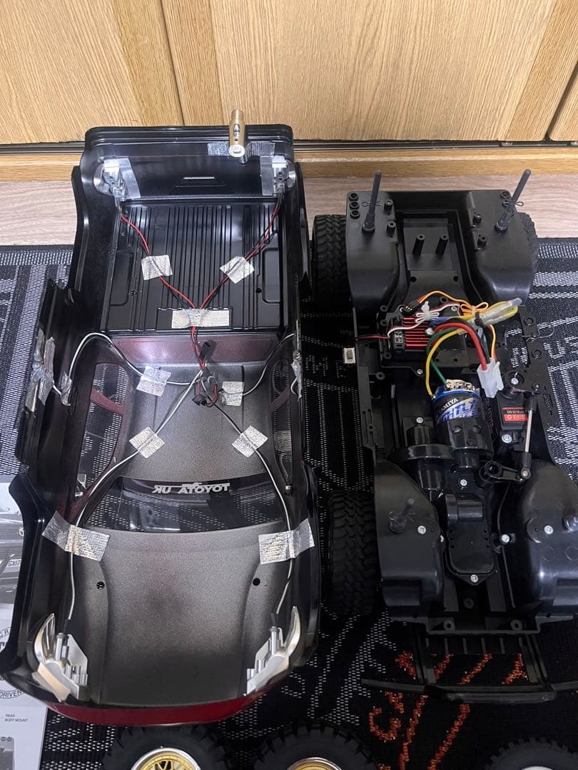 タミヤ ラジコン　RC CC-01 トヨタ　ハイラックス　色々セット付き